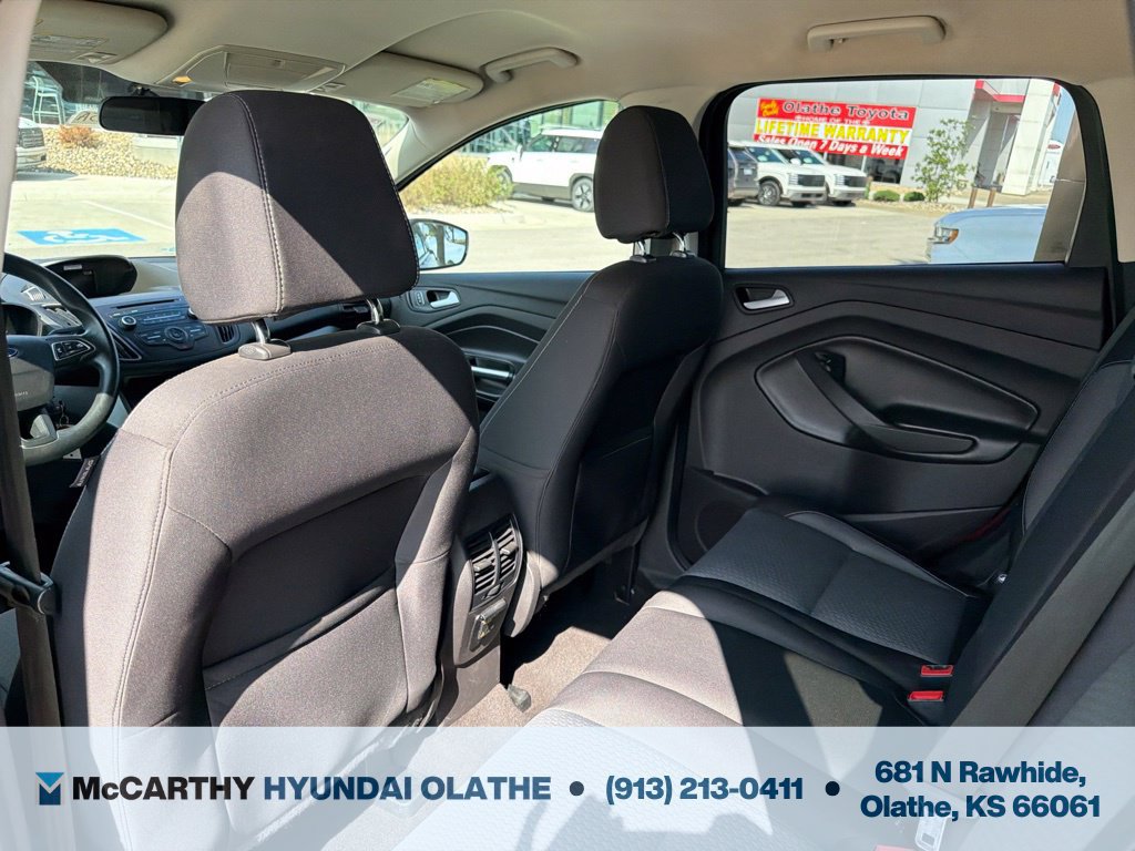 Used 2017 Ford Escape SE w/ SE Cold Weather Package AWD/4WD image 20