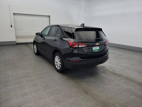 Used 2024 Chevrolet Equinox LS w/ LS Convenience Package FWD image 5