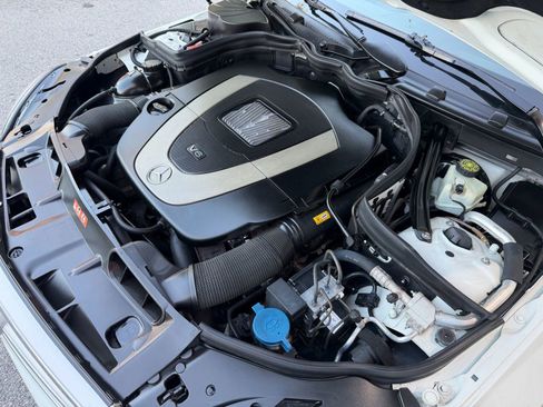 Used 2011 Mercedes-Benz C 300 Sedan image 43