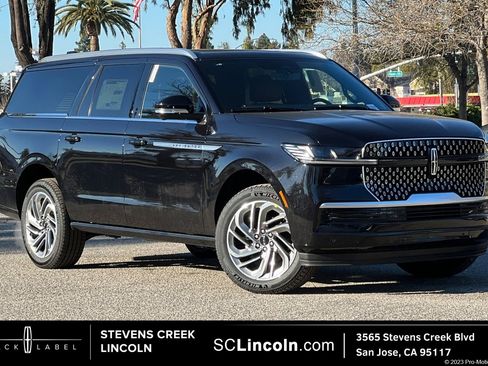 New 2026 Lincoln Navigator L Reserve AWD/4WD image 1