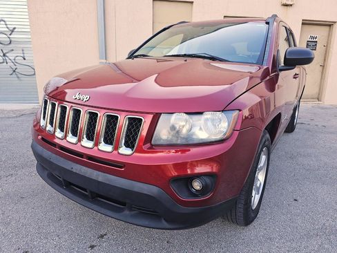 Used 2014 Jeep Compass Sport w/ Power Value Group FWD image 6