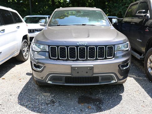 Used 2021 Jeep Grand Cherokee Limited AWD/4WD image 2