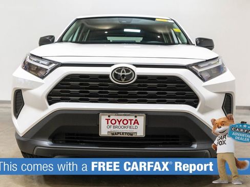 Used 2024 Toyota RAV4 LE AWD/4WD image 2