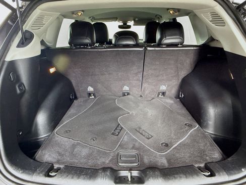 Used 2018 Jeep Compass Latitude w/ Popular Equipment Group image 32