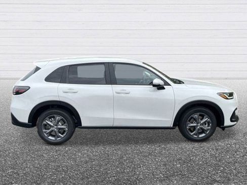 New 2026 Honda HR-V LX image 6