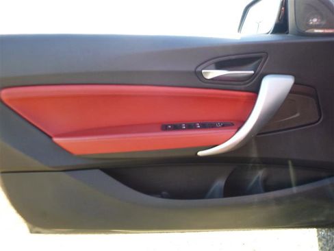 Used 2015 BMW M235i Convertible image 21