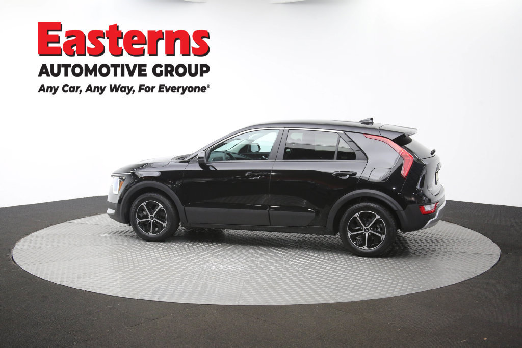 Used 2025 Kia Niro LX FWD image 60