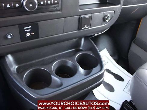 Used 2017 GMC Savana 2500 Extended image 29