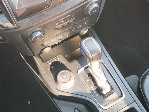 Used 2022 Ford Ranger Lariat w/ Equipment Group 501A High image 22