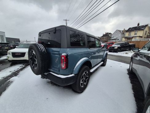 Used 2022 Ford Bronco Outer Banks image 7