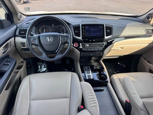 Used 2016 Honda Pilot Touring image 6