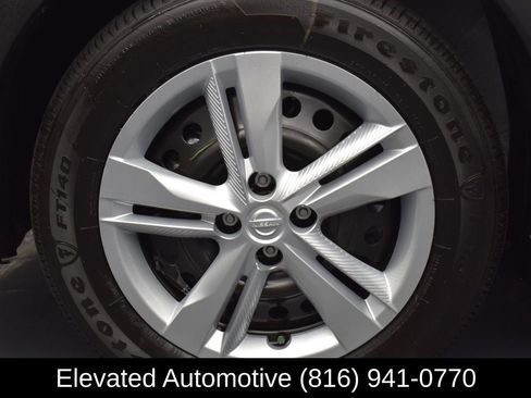 Used 2025 Nissan Kicks Play S FWD image 5