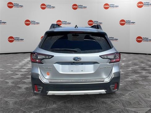 Certified 2022 Subaru Outback Limited image 6