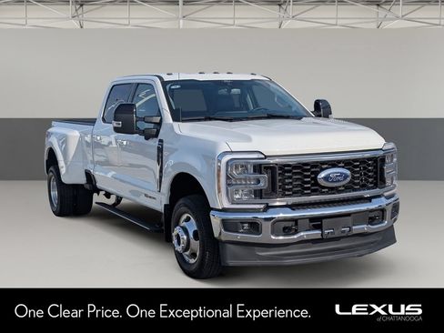 Used 2024 Ford F350 Lariat w/ Lariat Ultimate Package AWD/4WD image 1