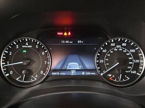 Used 2022 Nissan Armada SL w/ Captain's Chairs Package RWD image 11