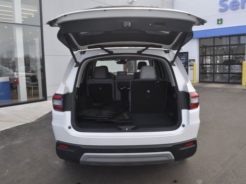 Certified 2025 Honda Pilot EX-L image 11