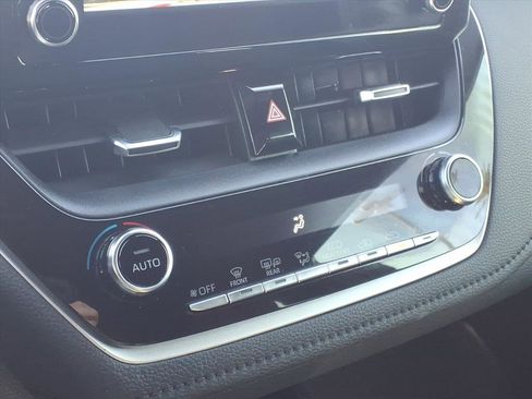 Certified 2020 Toyota Corolla SE image 21