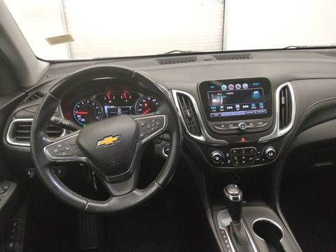 Used 2018 Chevrolet Equinox Premier image 22