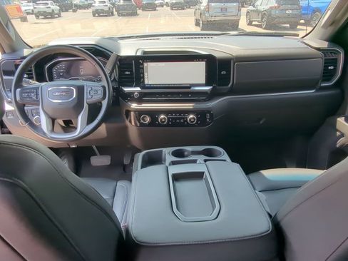 Used 2024 GMC Sierra 1500 SLT image 20