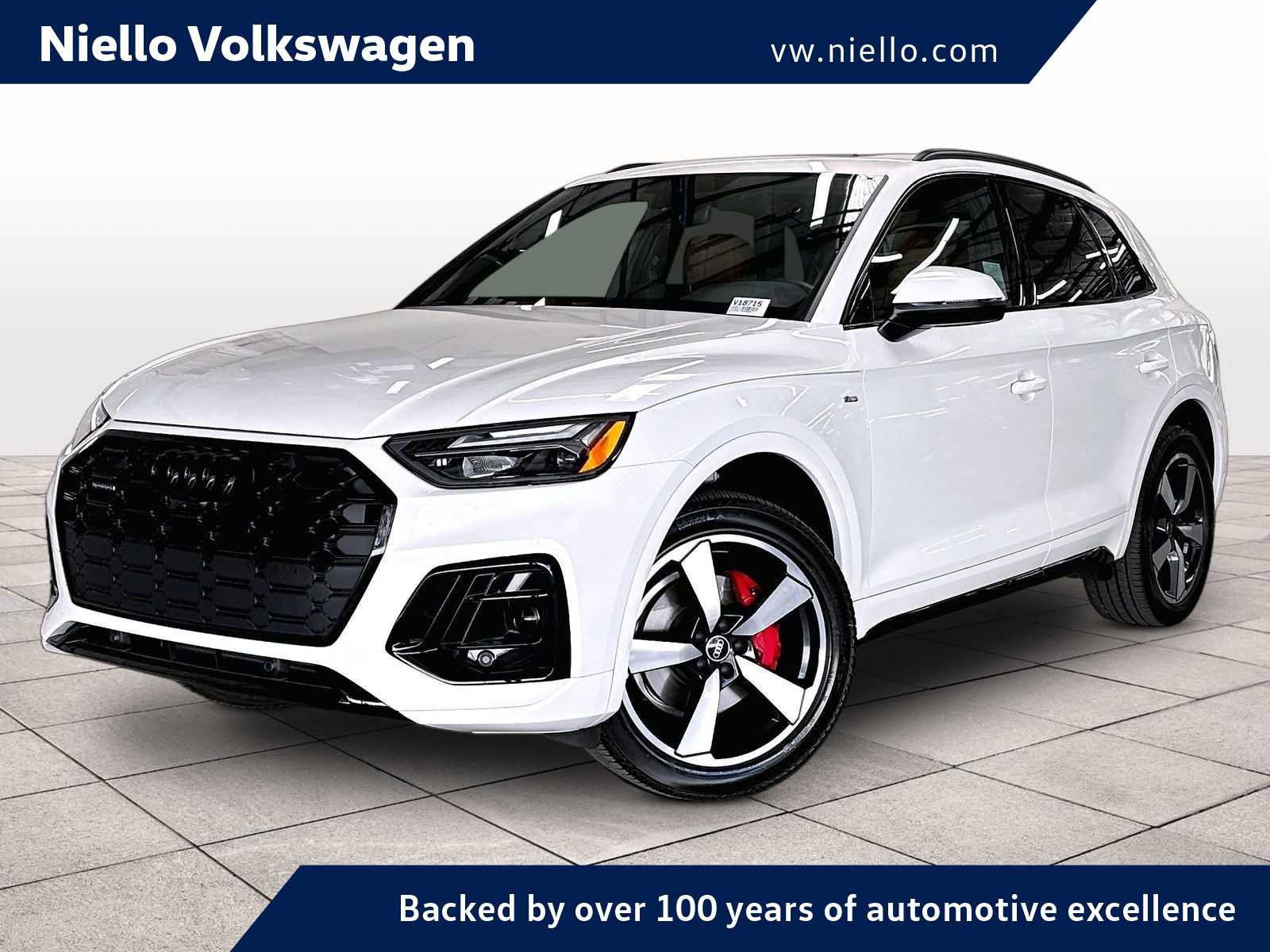 Used 2024 Audi Q5 2.0T Premium Plus w/ Premium Plus Package AWD/4WD image 1