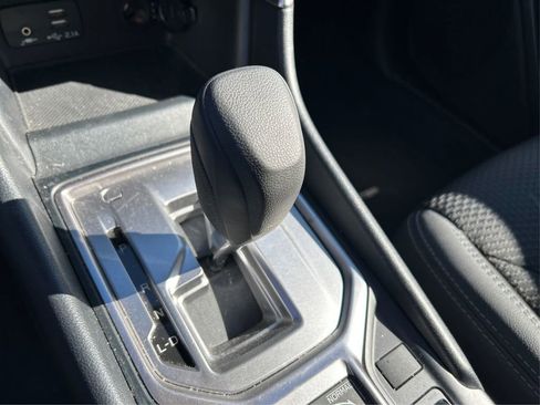 Certified 2022 Subaru Forester Premium image 34