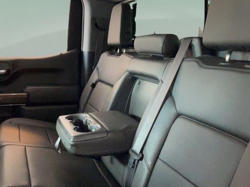 Used 2021 Chevrolet Silverado 1500 RST w/ Convenience Package II AWD/4WD image 30