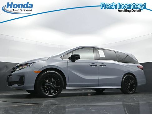 Used 2025 Honda Odyssey Sport-L image 32