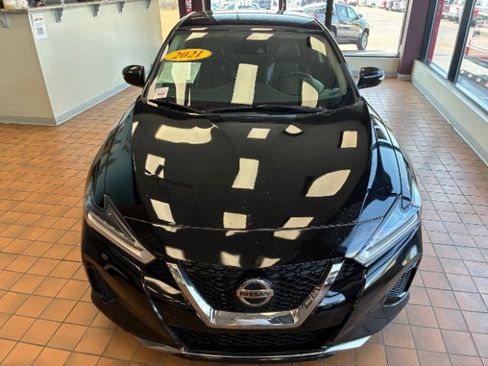 Used 2021 Nissan Maxima 3.5 SV w/ Floor Mat Group FWD image 6