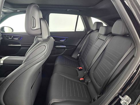 New 2026 Mercedes-Benz GLC 300 image 16