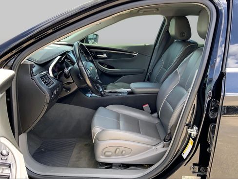 Used 2018 Chevrolet Impala Premier FWD image 8