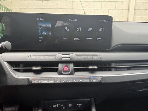 Used 2025 Kia K4 FWD image 16