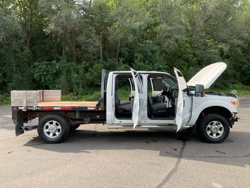 Used 2014 Ford F250 XLT image 29