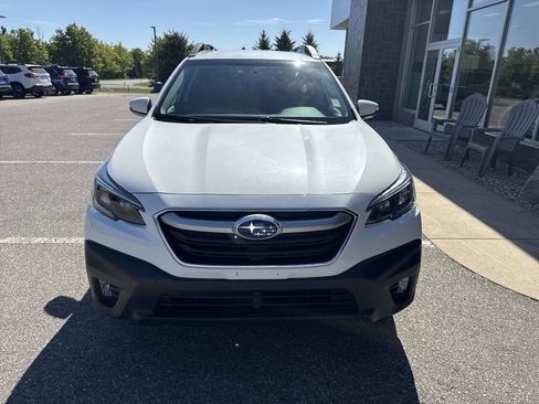 Used 2020 Subaru Outback Premium w/ Tech Package 1 AWD/4WD image 8