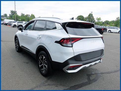 Used 2023 Kia Sportage EX AWD/4WD image 5