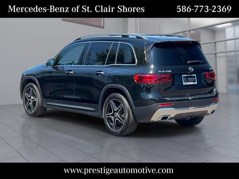 Used 2026 Mercedes-Benz GLB 250 4MATIC image 3
