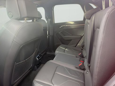 Used 2023 Audi Q3 2.0T Premium Plus w/ Premium Plus Package image 4