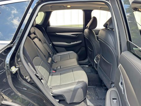 Used 2022 INFINITI QX50 Luxe FWD image 39