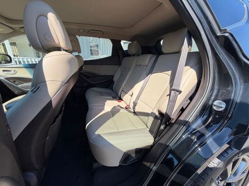Used 2018 Hyundai Santa Fe Sport w/ Cargo Package FWD image 11