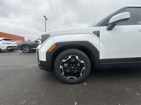 New 2025 Hyundai Santa Fe SE image 10