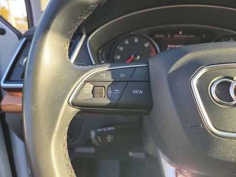 Used 2022 Audi Q5 2.0T Premium w/ Convenience Package image 20