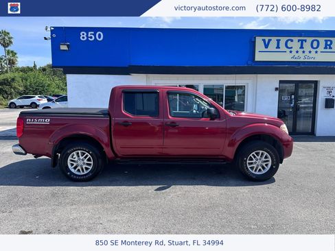 Used 2015 Nissan Frontier SV image 10