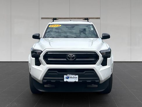Used 2024 Toyota Tacoma SR RWD image 8