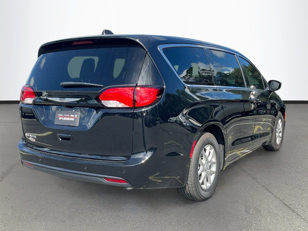 New 2026 Chrysler Voyager LX FWD image 7