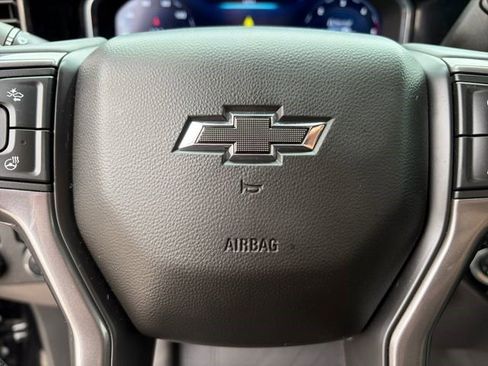 Certified 2025 Chevrolet Silverado 2500 ZR2 w/ Technology Package image 6