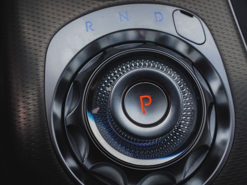 Used 2023 Genesis GV60 Advanced image 22