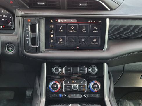 Used 2023 GMC Yukon Denali AWD/4WD image 16