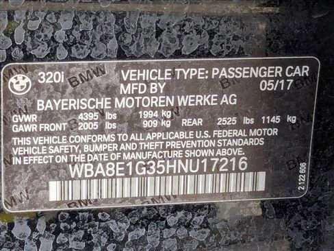 Used 2017 BMW 320i Sedan image 12