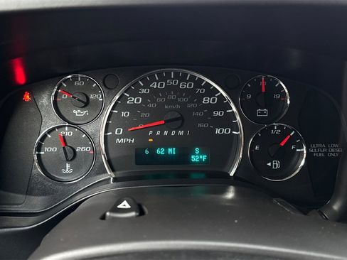 Used 2020 Chevrolet Express 3500 LS w/ Cold Climate Package image 31