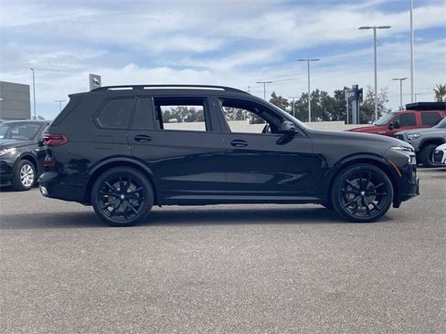 New 2025 BMW X7 xDrive40i w/ M Sport Package image 5