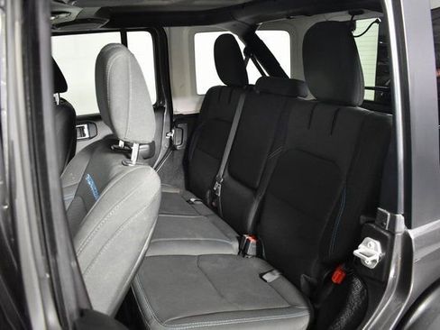 Used 2023 Jeep Wrangler Unlimited Rubicon 4xe image 29